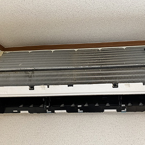 エアコンの分解