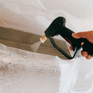 エアコン内部を高圧洗浄